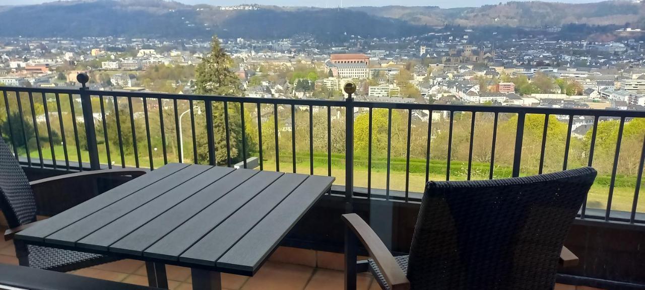 Ferienwohnungen Petrisberg Treviri Esterno foto