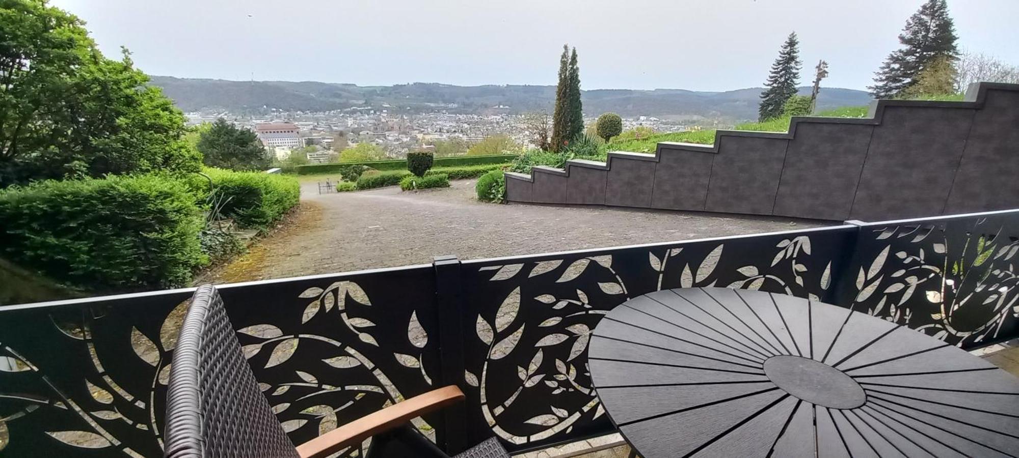 Ferienwohnungen Petrisberg Treviri Esterno foto