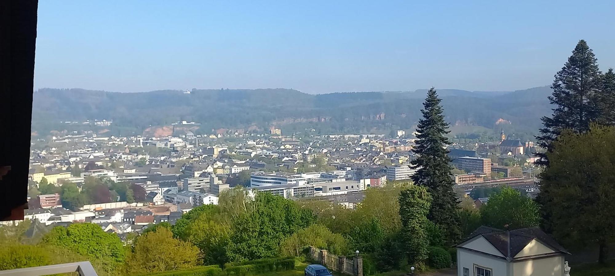 Ferienwohnungen Petrisberg Treviri Camera foto